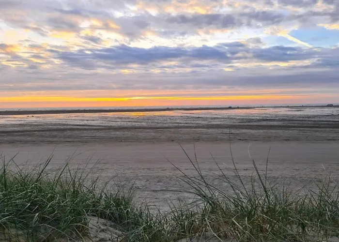 6 Person In Fano-by Traum *